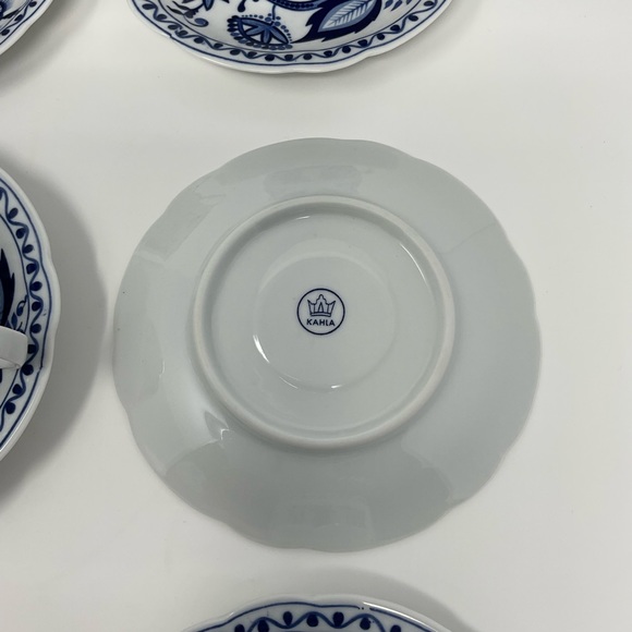 Rosella Onion Pattern set of 6 cups and saucers - Picture 4 of 13